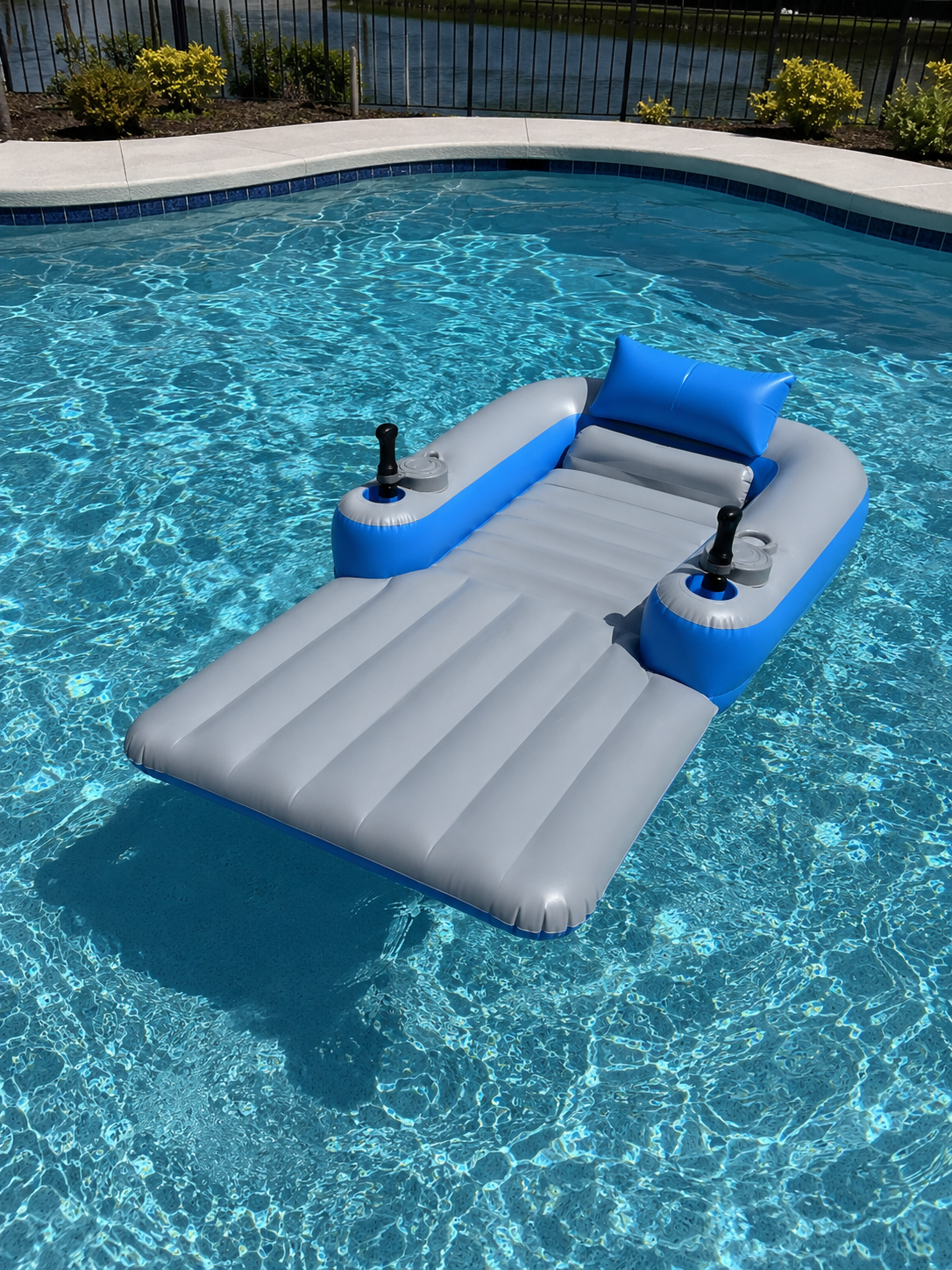 HELIOS Super Glide — Motorized Water Lounger